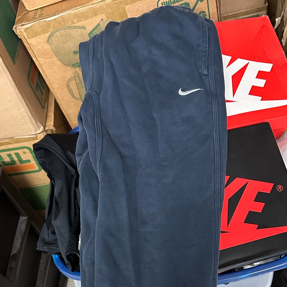Nike sweatpants men navy color